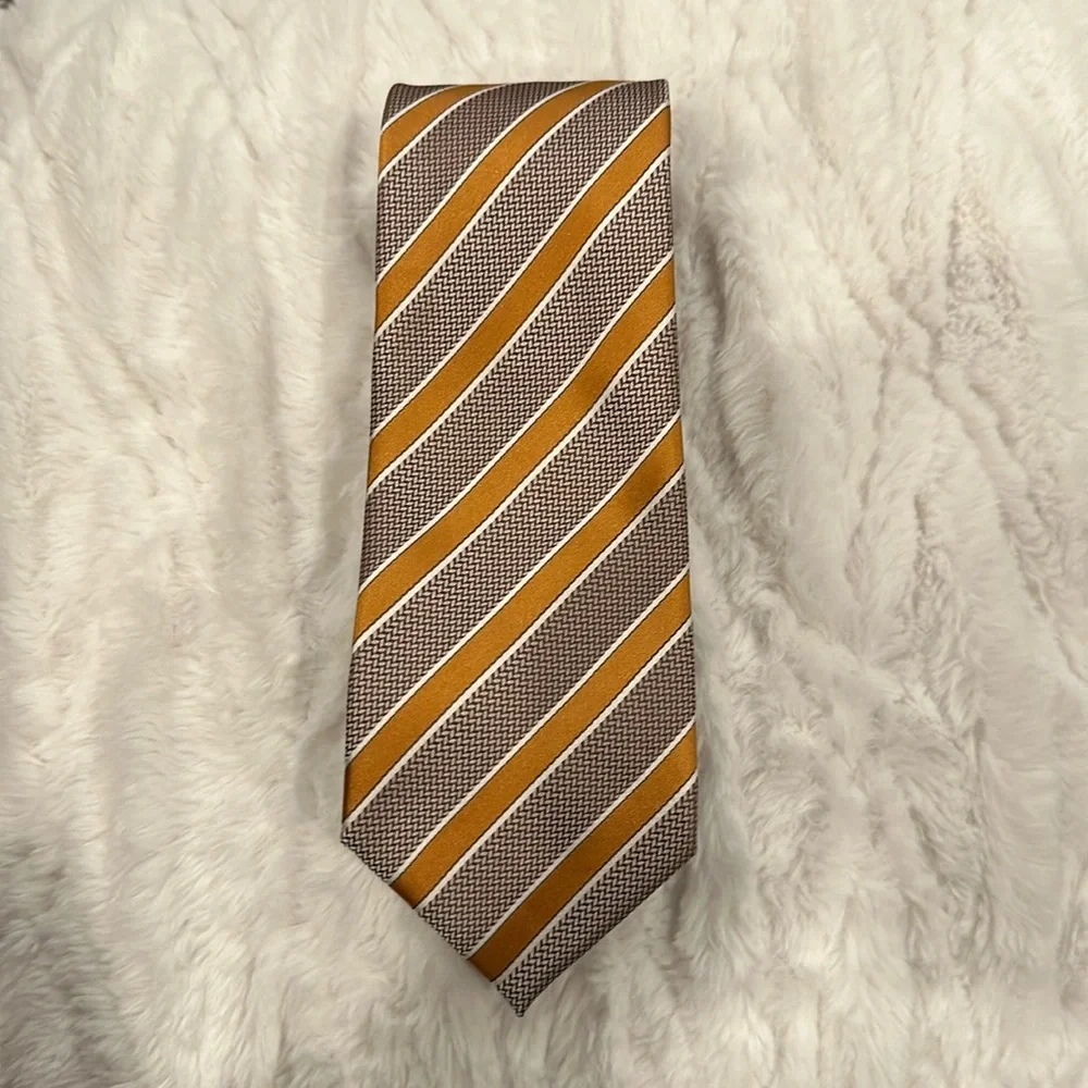 $3.00 - 15 TIES Stafford , Croft & Barrow ,apt9 , J,Ferrar ,Jones NY ect.